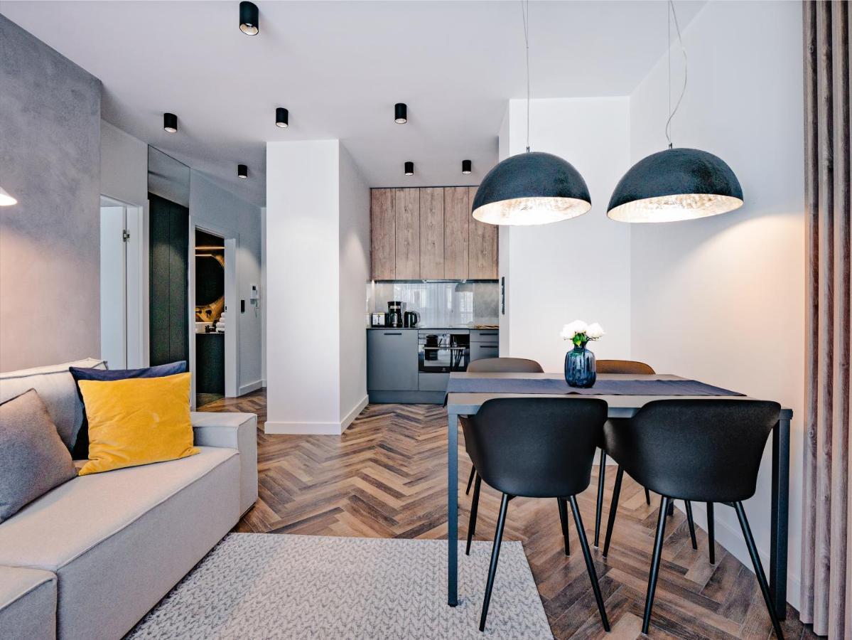 Apartamenty Homely Place Koziolki - Stary Rynek Познань Экстерьер фото